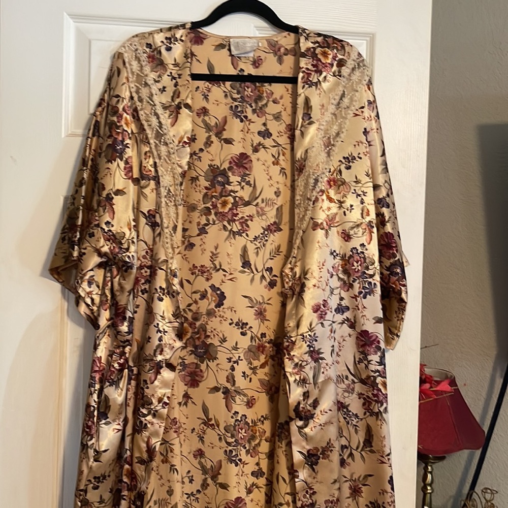 Kimono - Picture 5 of 5
